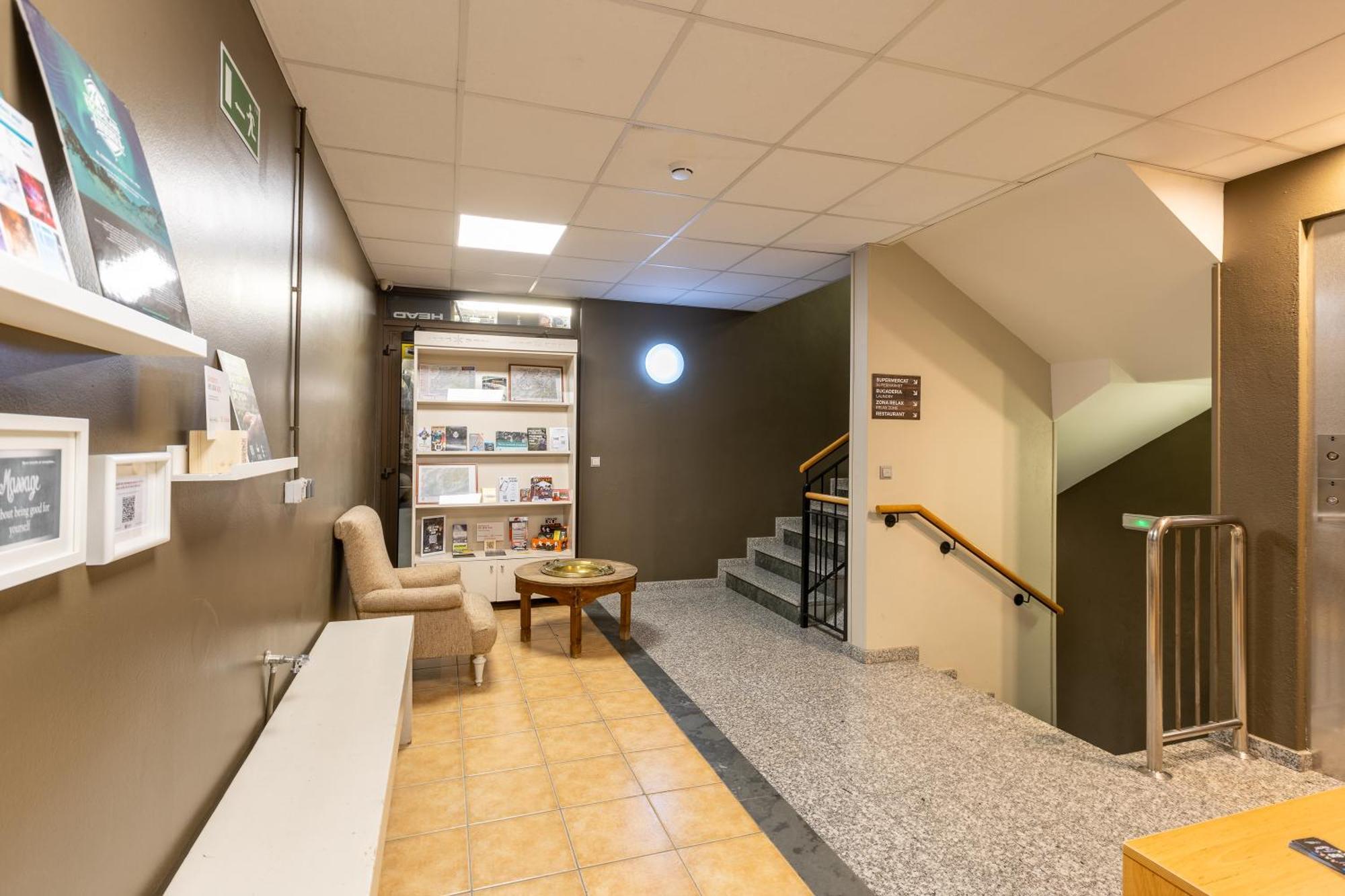 Apartaments Sant Moritz Arinsal Exteriér fotografie