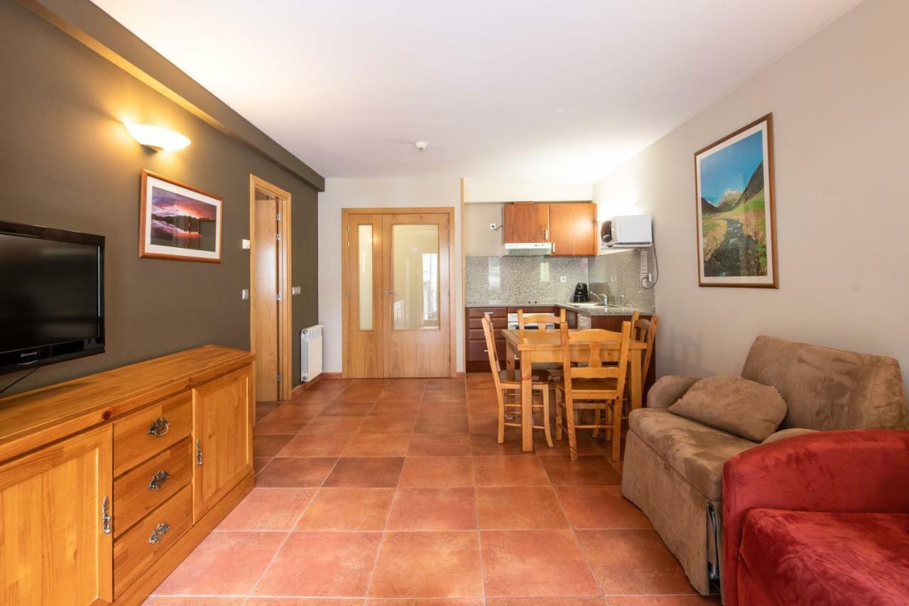 Apartaments Sant Moritz Arinsal Exteriér fotografie